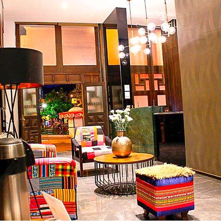 Altus Express Hotel Ла Пас Екстериор снимка
