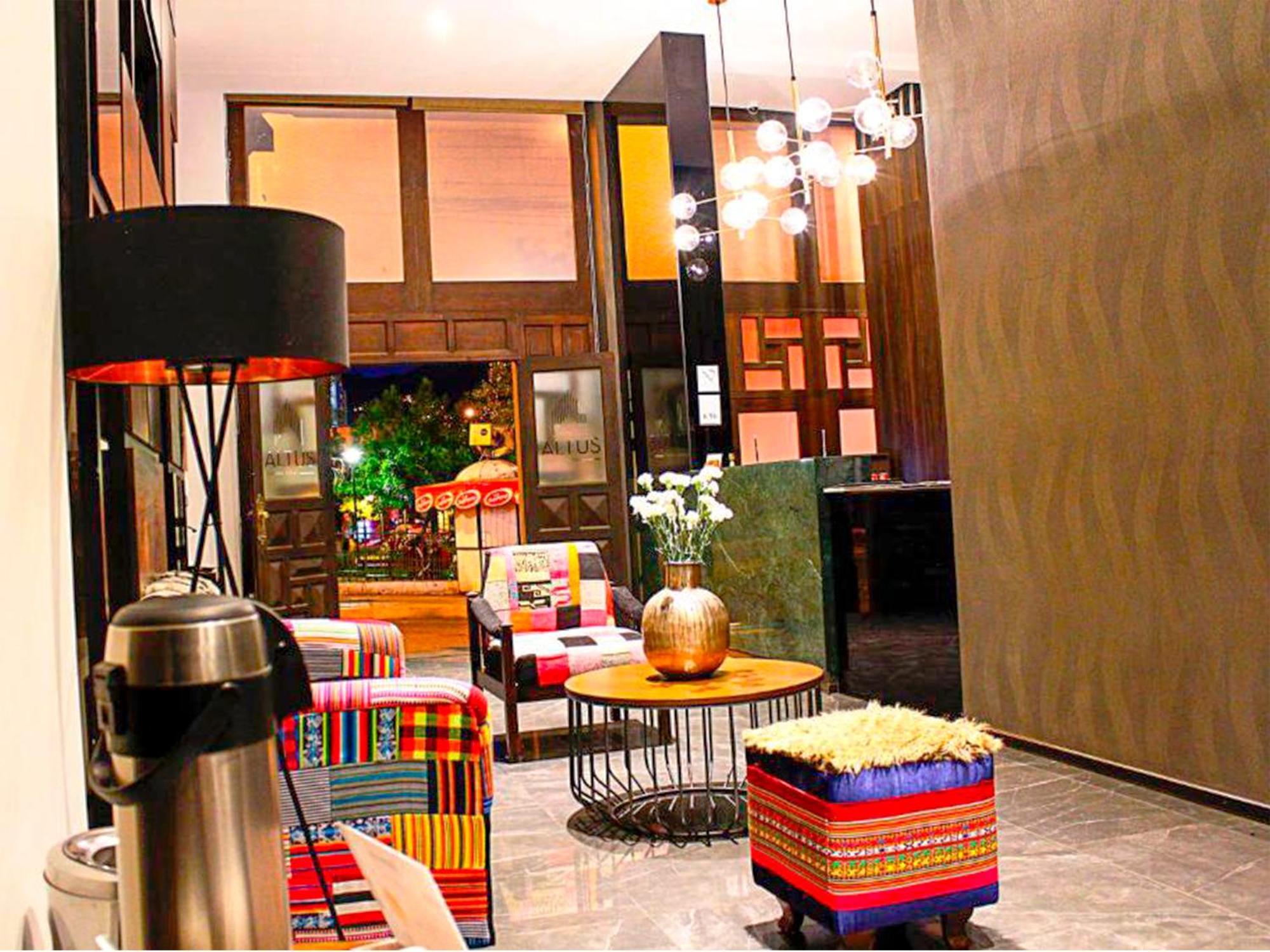 Altus Express Hotel Ла Пас Екстериор снимка