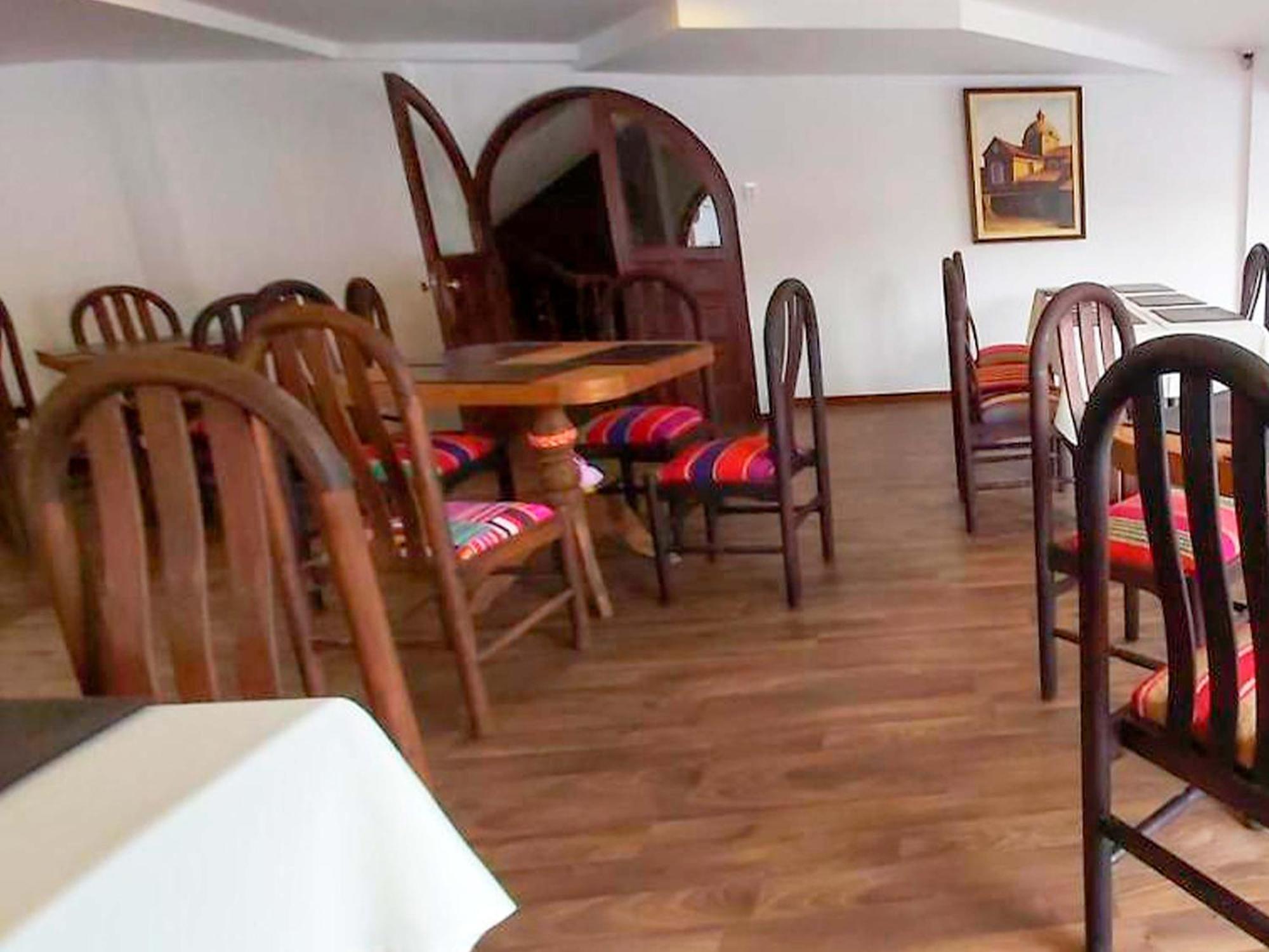 Altus Express Hotel Ла Пас Екстериор снимка