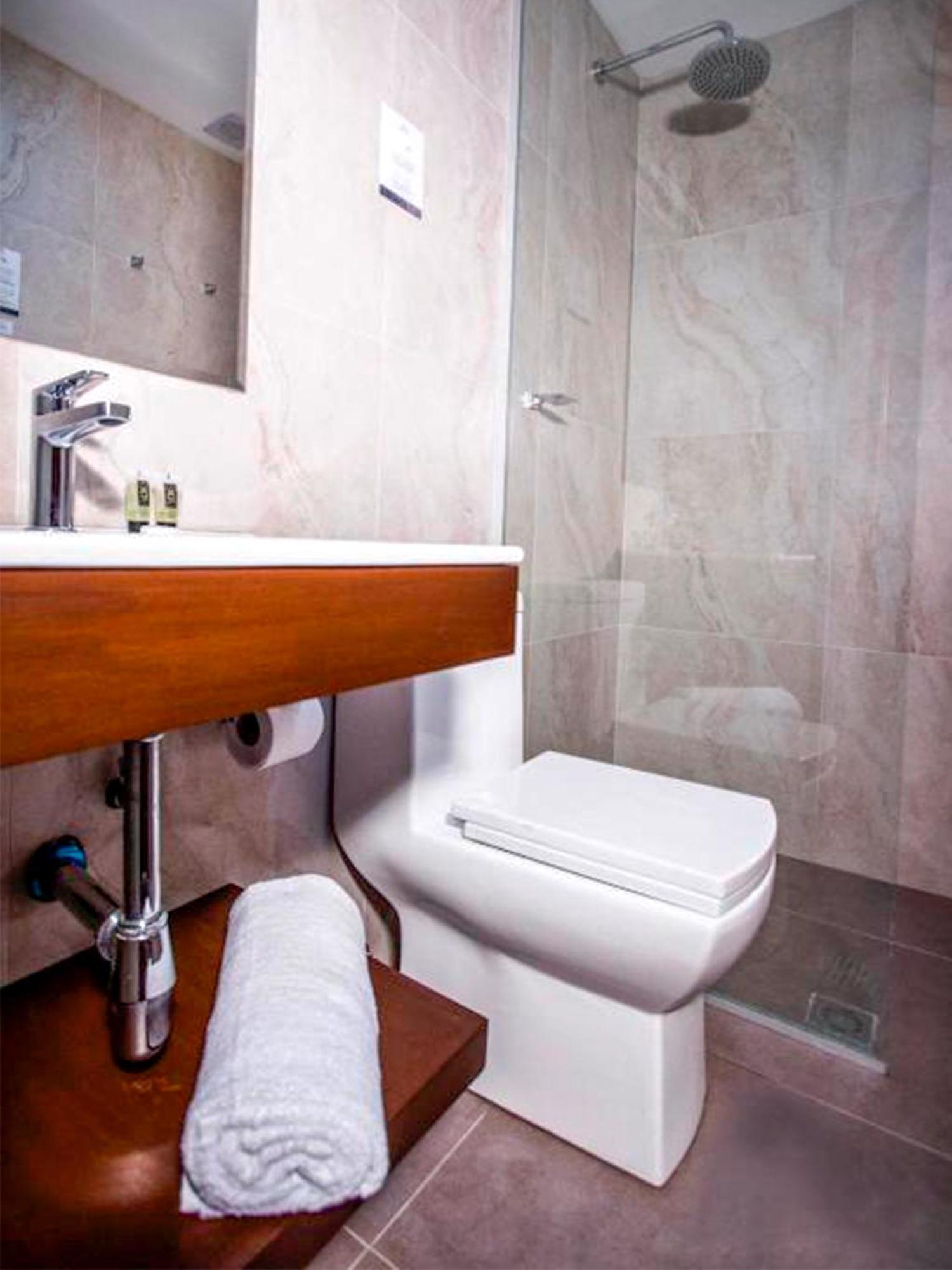 Altus Express Hotel Ла Пас Екстериор снимка