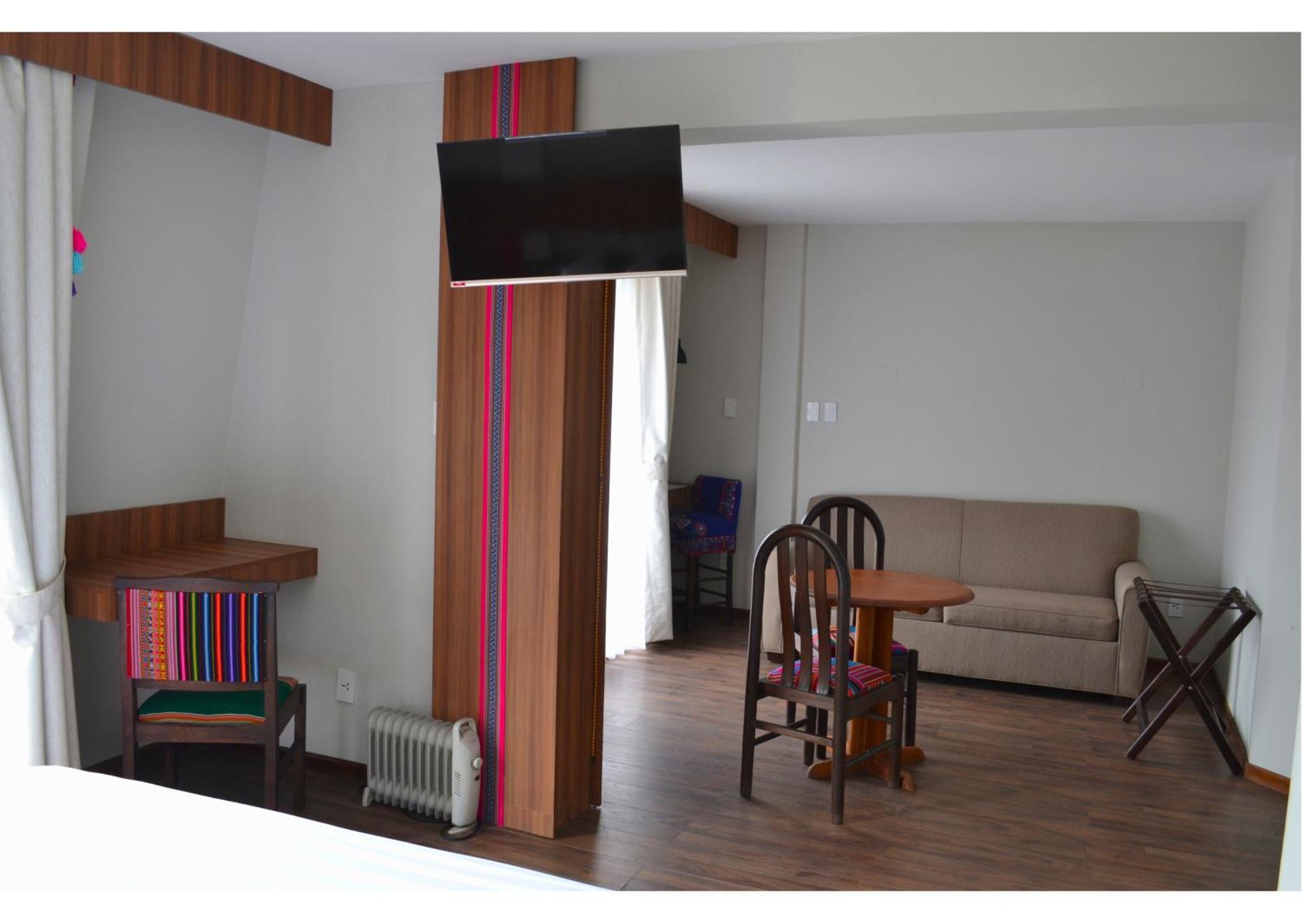 Altus Express Hotel Ла Пас Екстериор снимка