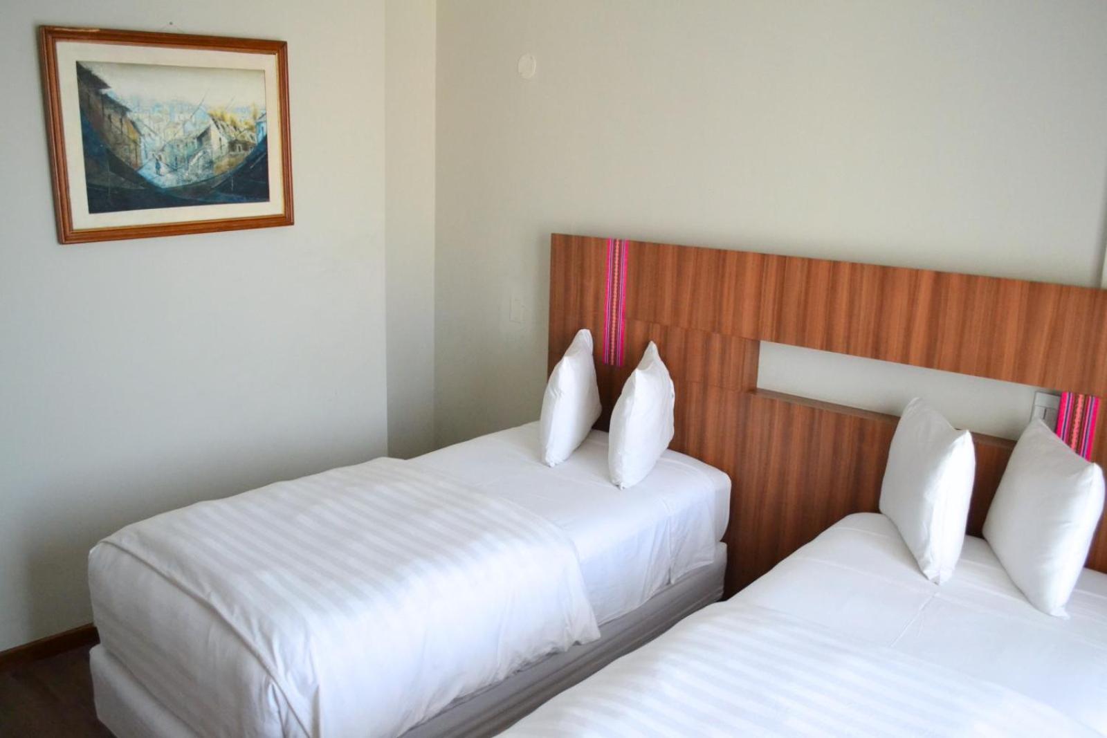 Altus Express Hotel Ла Пас Екстериор снимка