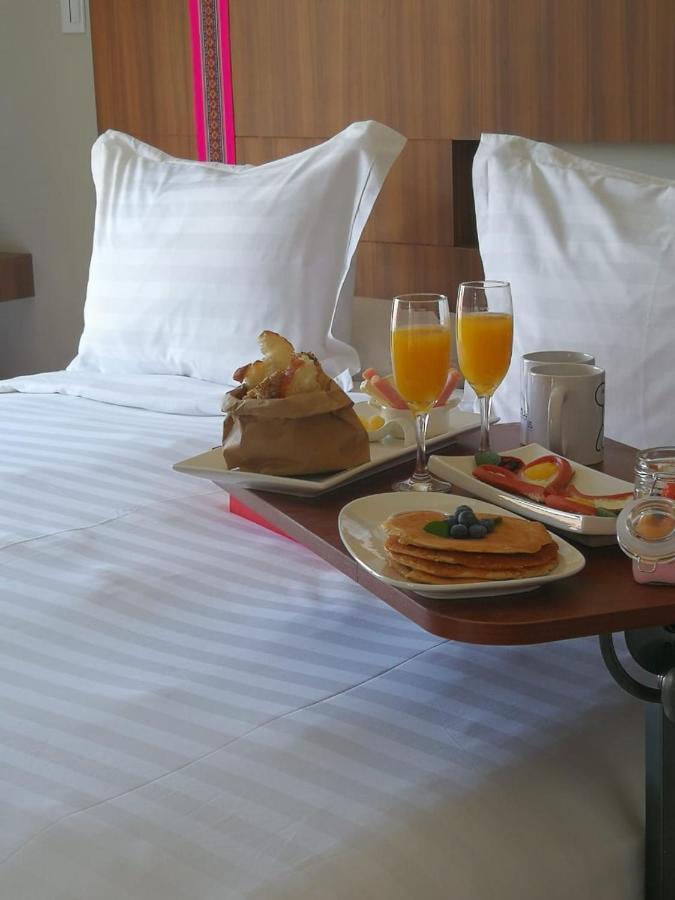 Altus Express Hotel Ла Пас Екстериор снимка
