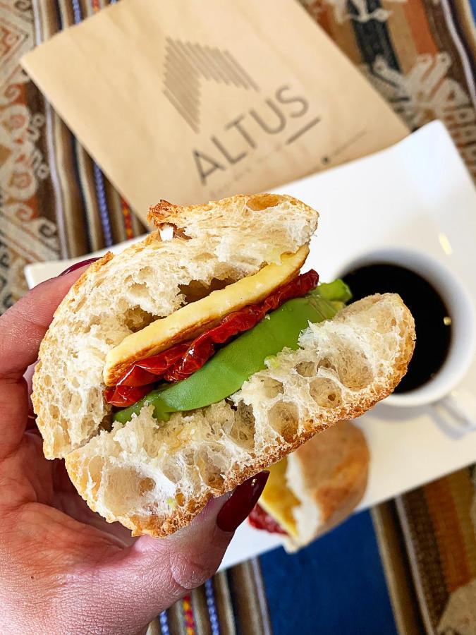 Altus Express Hotel Ла Пас Екстериор снимка